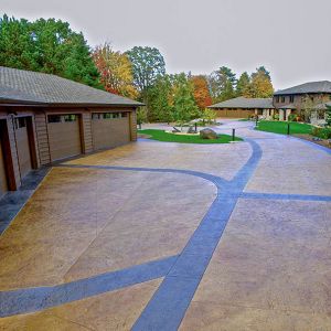 Concrete Driveway with Slate Texture & Multi-Color Stain